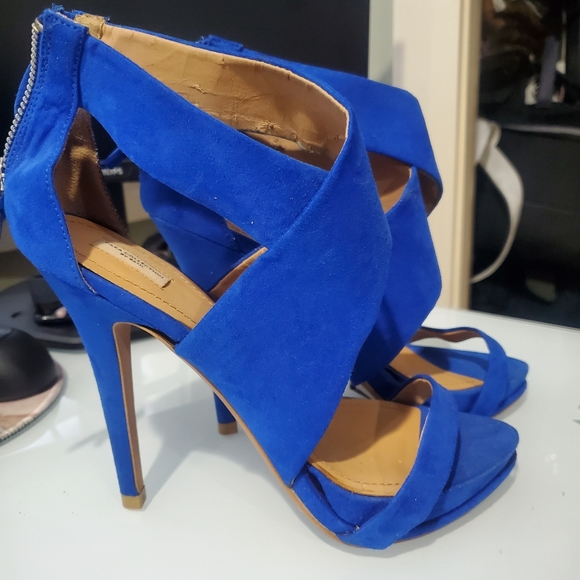 Zara Stilettos - Picture 2 of 4